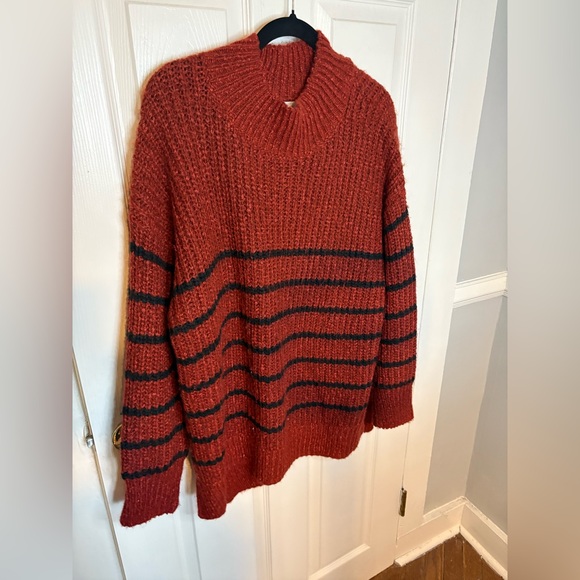 Isabel Maternity by Ingrid & Isabel Cozy High Neck Sweater | Size XL - Picture 4 of 10